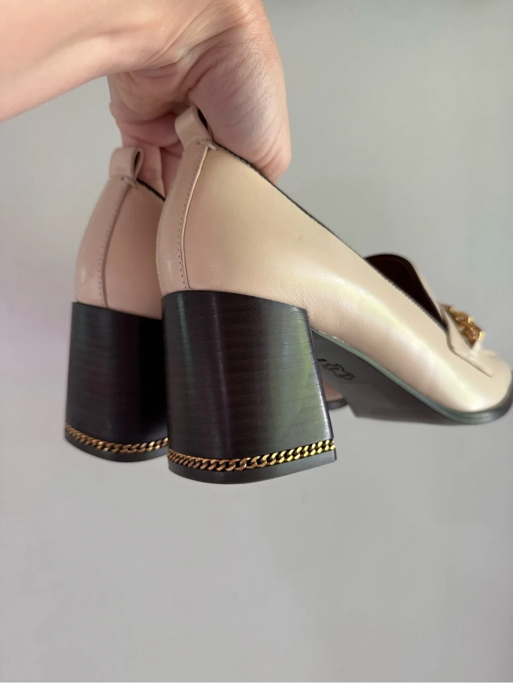 Tory Burch Ruby Loafer Pumps - Dulce de Leche/Coconut Cream - Size 9